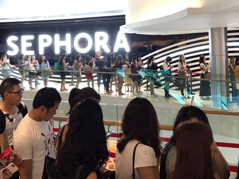Sephora Loading Sephora & Brand Hacks: Your Ultimate Guide To Free Beauty Products ...
